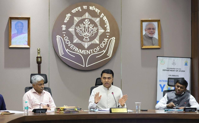 Goa CM chairs reviews preparations for Yoga Day